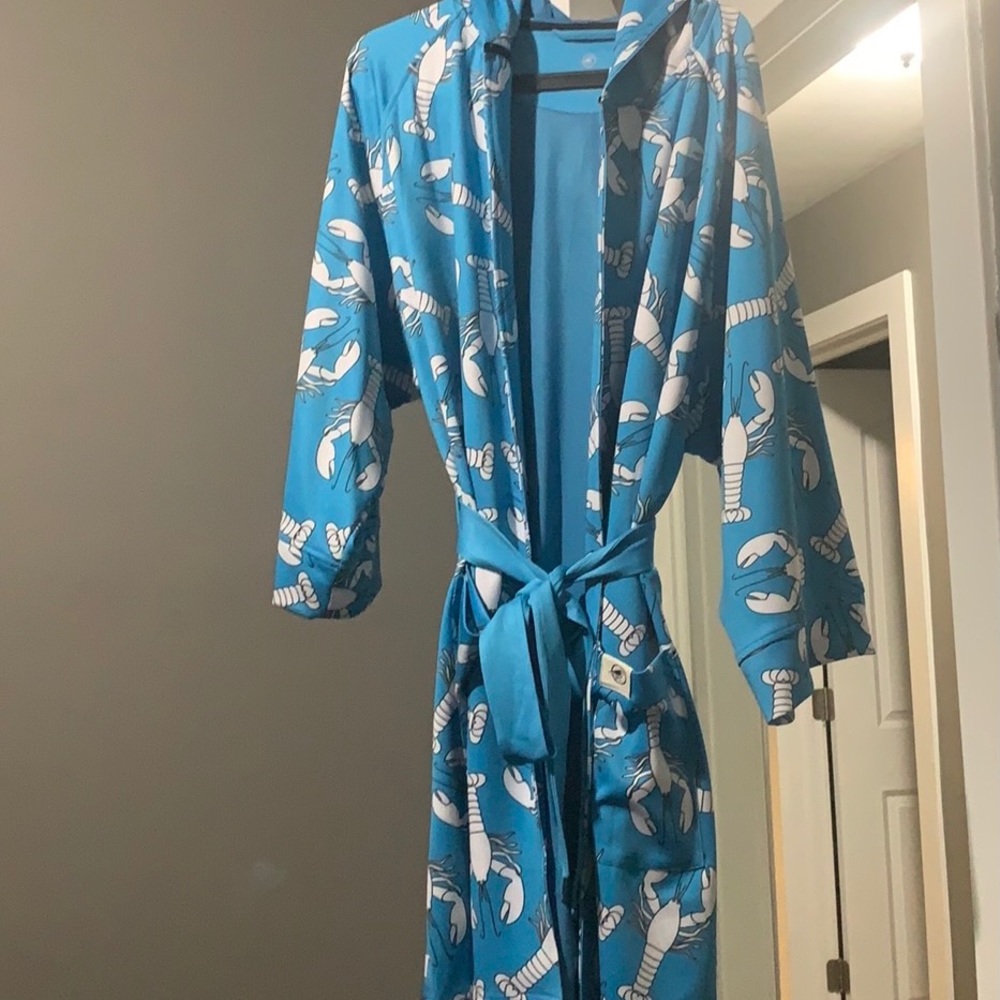 Plover Lobster Robe 🦞